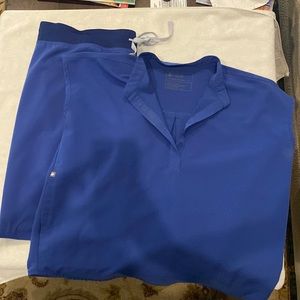 FIGS SCRUBS! Just like new..cleaning out the closet!